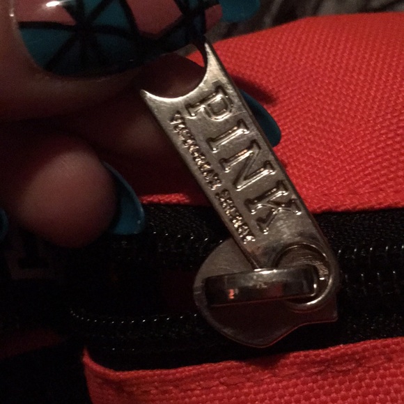 authentic Pink fannypack - Picture 3 of 5